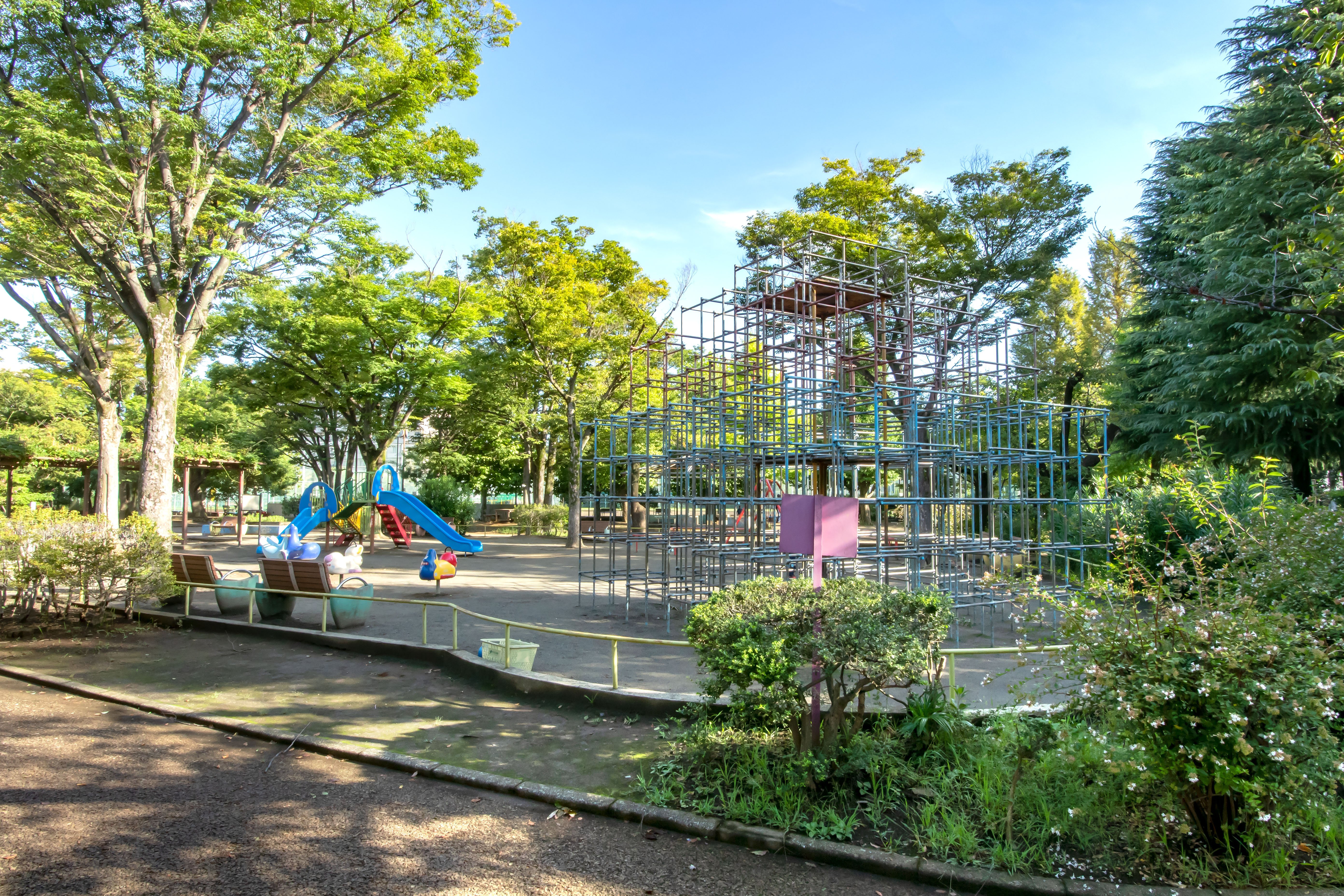 3_yoyogiooyama-park.jpeg