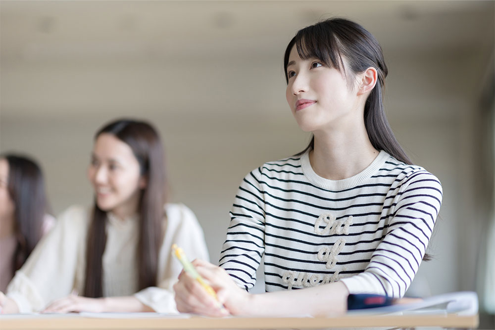 女子大学生